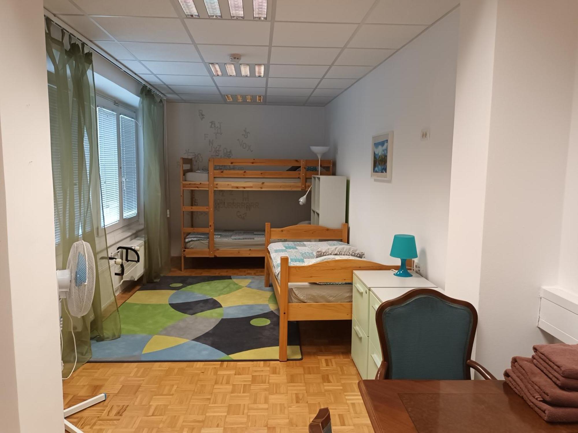 Viksi Hostel Любляна Екстер'єр фото